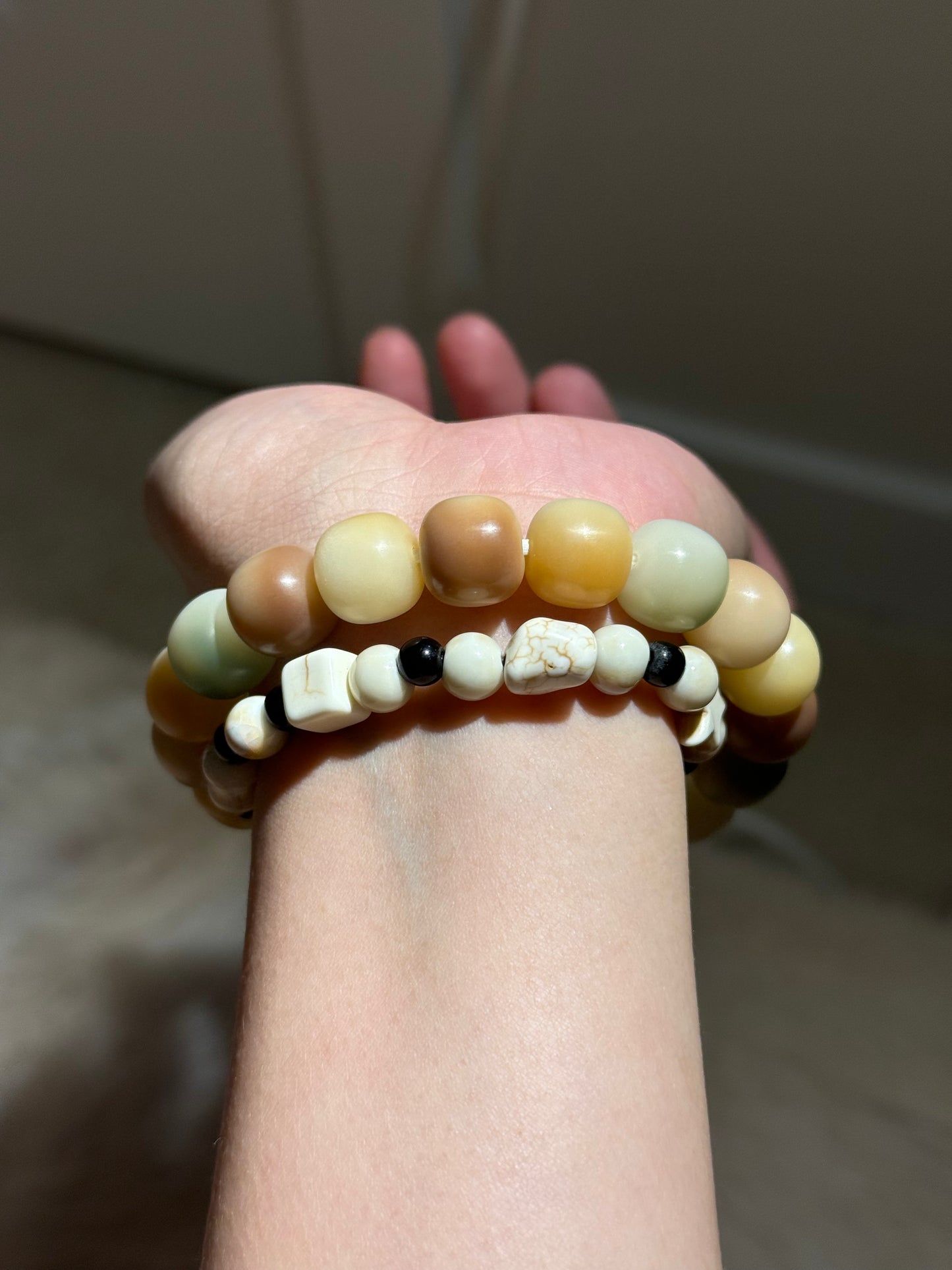 🌈 Mist Harmony — Multitone Bodhi Root Bracelet (Hand-Polished Dry Finish, 13mm)