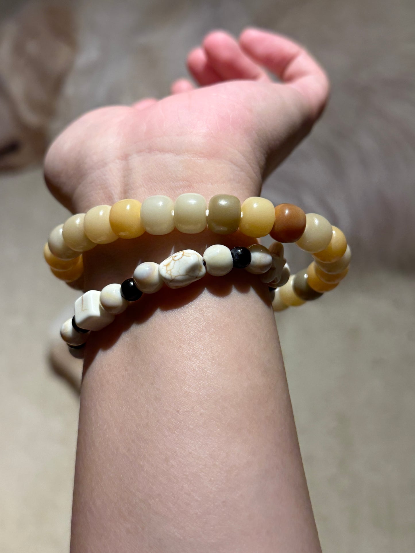 🌼 Amber Pebble — Petite Bodhi Root Bracelet (Machine Water-Polished, Small-Bead Type)