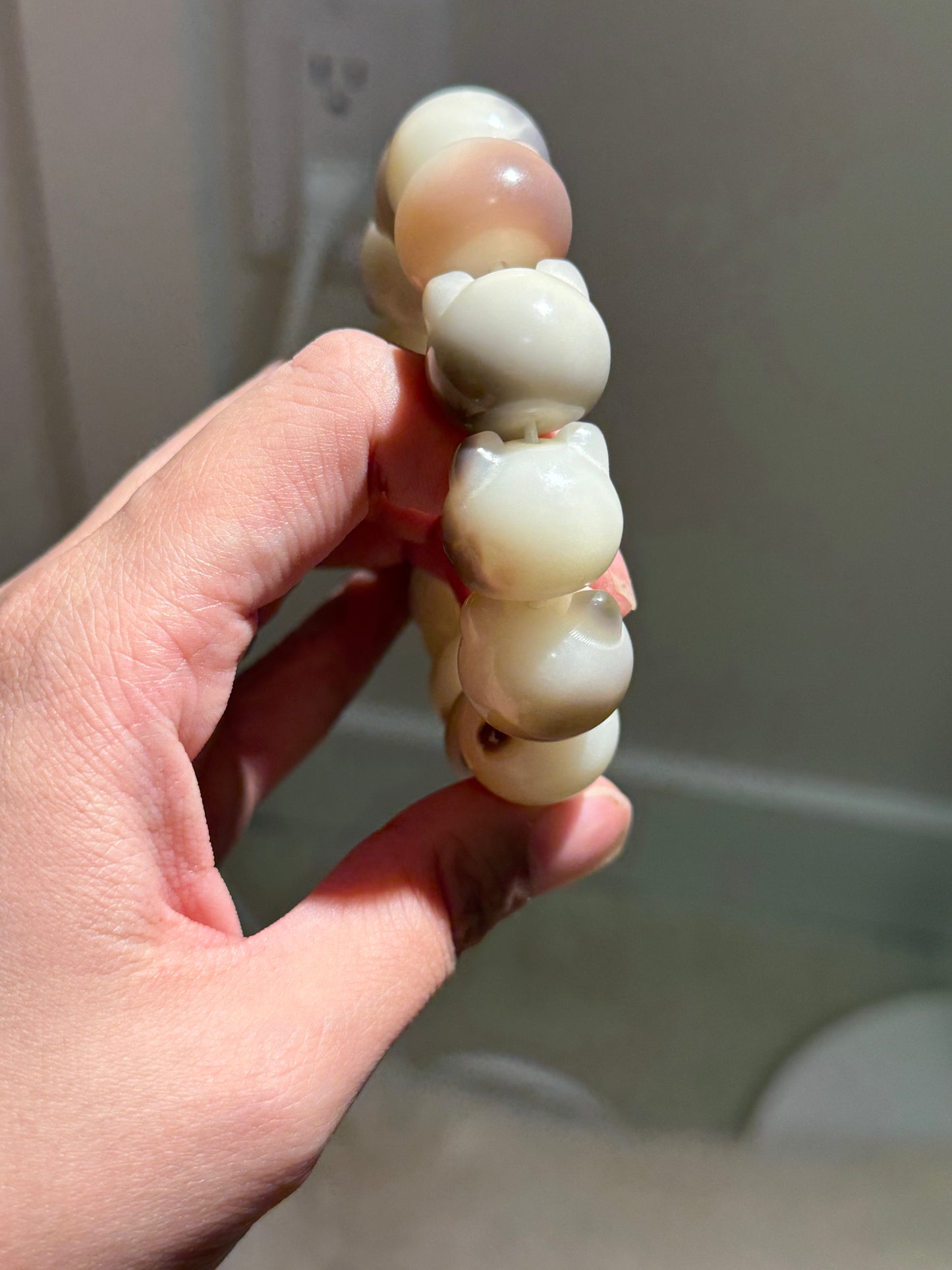 🐱 Cream Whisper
Burmese Aged Bodhi Root Bracelet (Hand Dry-Polished Cat-Head, 19.8mm)